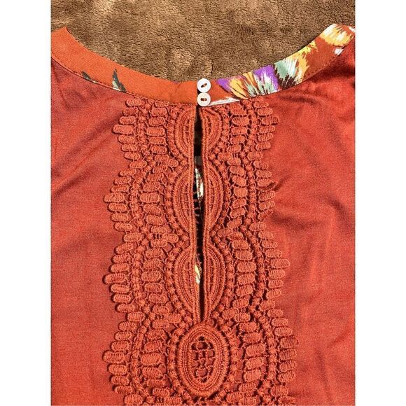 Daniel Rainn Women's PS Orange Tropical Print Embroidered Sleeveless Blouse - Picture 4 of 10